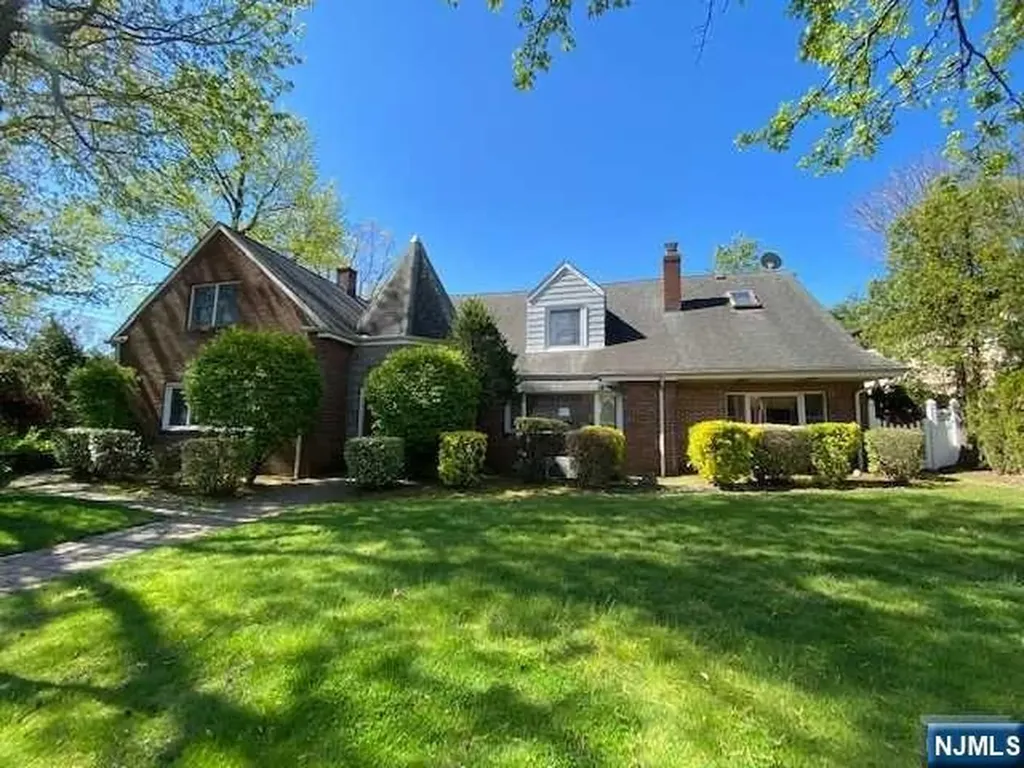 330 Westview Avenue Fort Lee NJ 07024