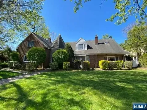 330 Westview Avenue Fort Lee NJ 07024