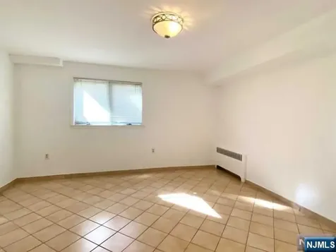 330 Westview Avenue Fort Lee NJ 07024