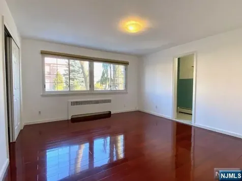 330 Westview Avenue Fort Lee NJ 07024