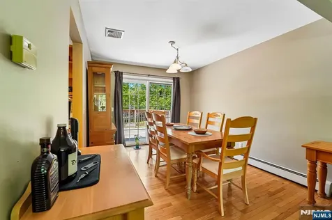 44 Brookwood Drive Mahwah NJ 07430