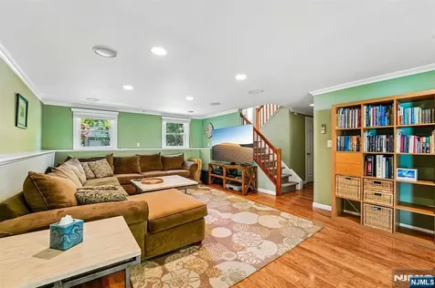 44 Brookwood Drive Mahwah NJ 07430