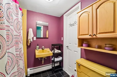 44 Brookwood Drive Mahwah NJ 07430