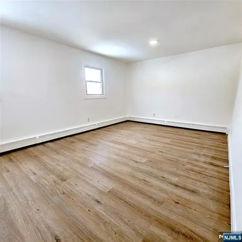 8 Berry Street Dover Town NJ 07801