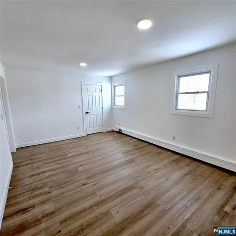 8 Berry Street Dover Town NJ 07801