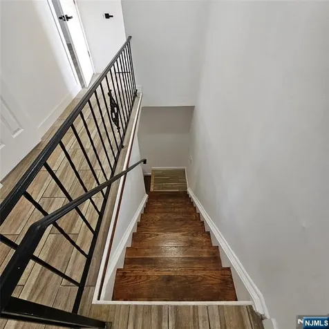 8 Berry Street Dover Town NJ 07801