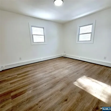 8 Berry Street Dover Town NJ 07801
