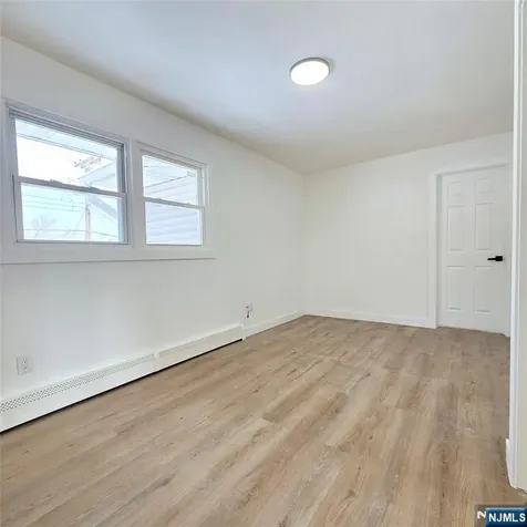 8 Berry Street Dover Town NJ 07801