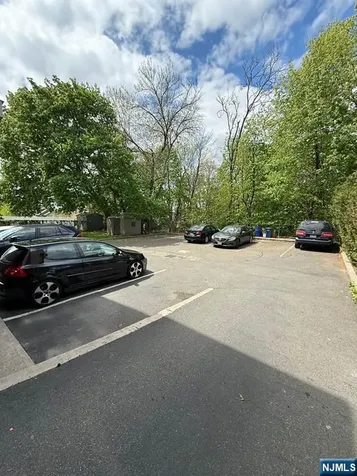 289 Stuyvesant Avenue Lyndhurst NJ 07071