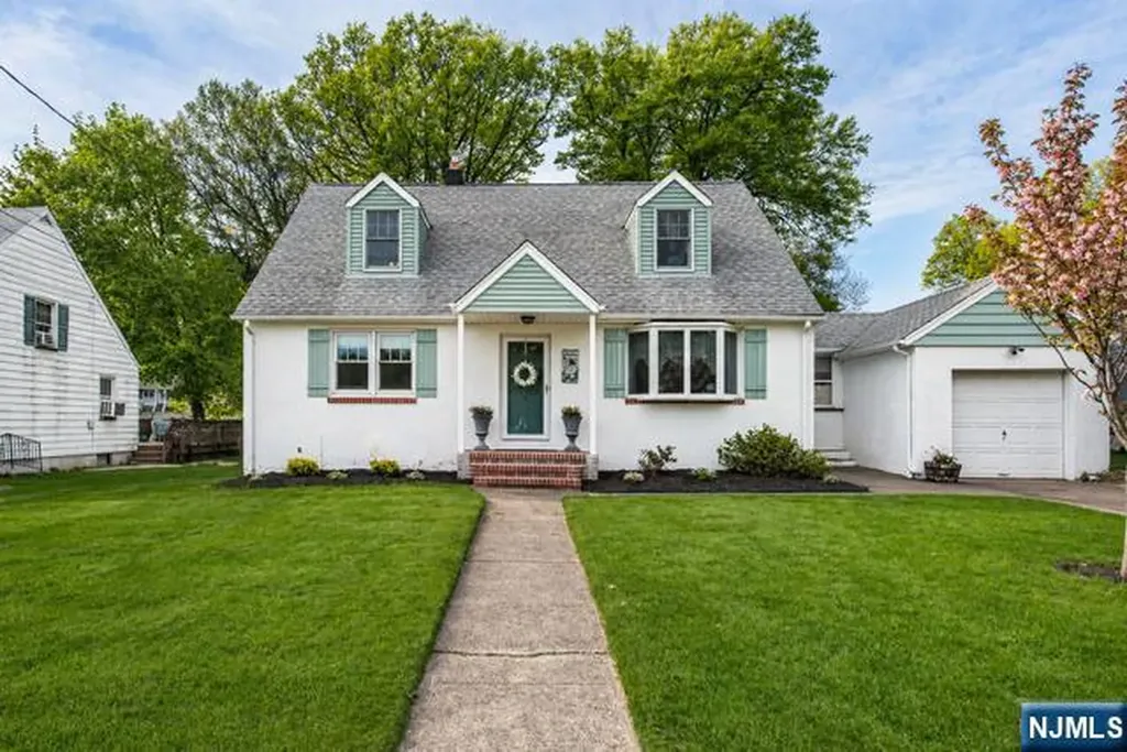 31 Stanley Court North Haledon NJ 07508