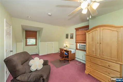 31 Stanley Court North Haledon NJ 07508