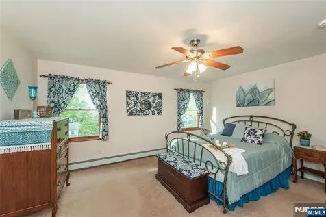 31 Stanley Court North Haledon NJ 07508