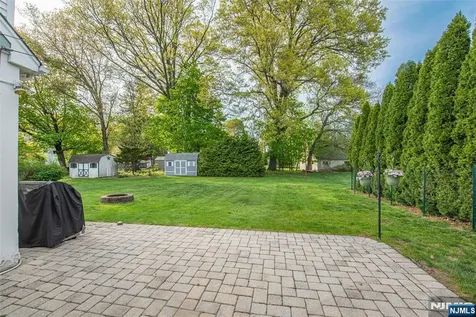 31 Stanley Court North Haledon NJ 07508