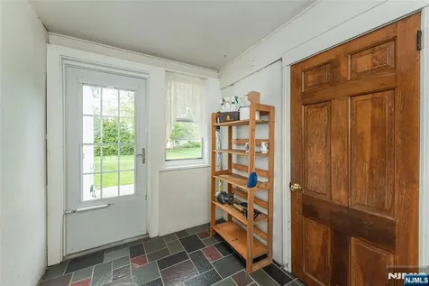 31 Stanley Court North Haledon NJ 07508