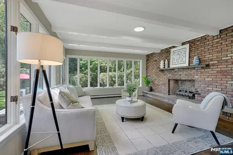 46 Chestnut Hill Place Glen Ridge NJ 07028