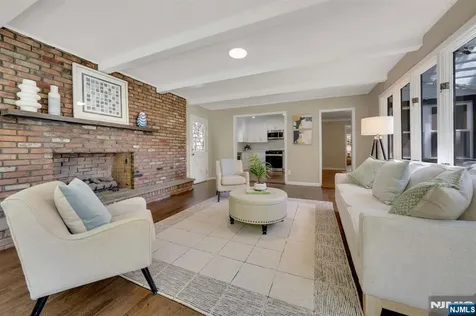 46 Chestnut Hill Place Glen Ridge NJ 07028