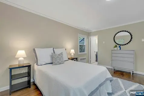 46 Chestnut Hill Place Glen Ridge NJ 07028
