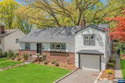 46 Chestnut Hill Place Glen Ridge NJ 07028