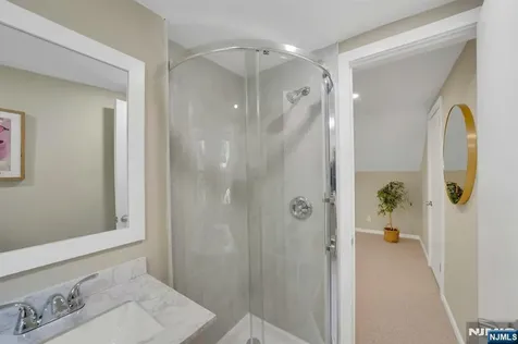 46 Chestnut Hill Place Glen Ridge NJ 07028