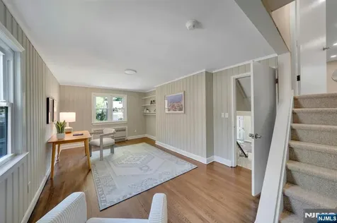46 Chestnut Hill Place Glen Ridge NJ 07028