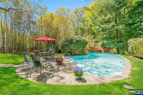 46 Chestnut Hill Place Glen Ridge NJ 07028