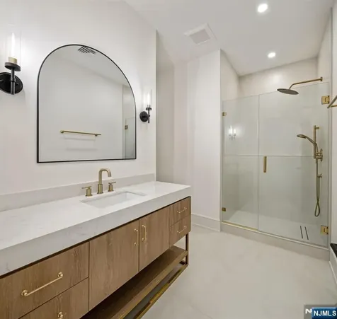 36 Hampshire Hill Road Upper Saddle River NJ 07458