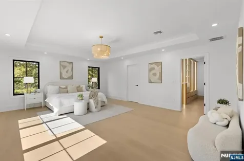 36 Hampshire Hill Road Upper Saddle River NJ 07458