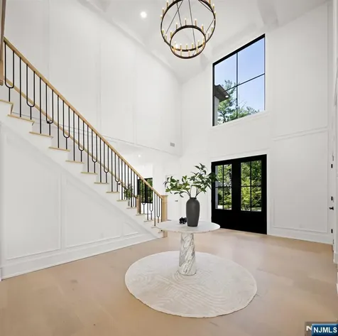 36 Hampshire Hill Road Upper Saddle River NJ 07458