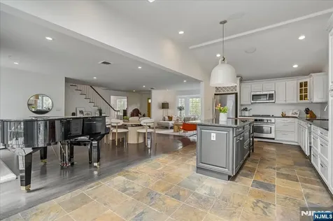 8-10 Lessing Road West Orange NJ 07052