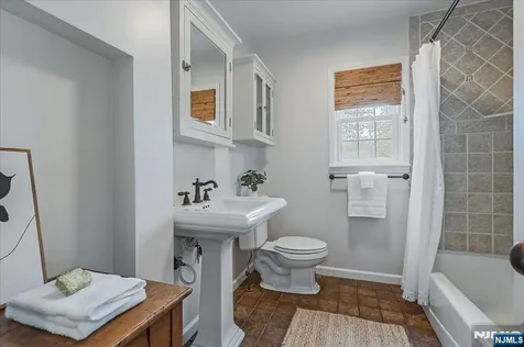 8-10 Lessing Road West Orange NJ 07052