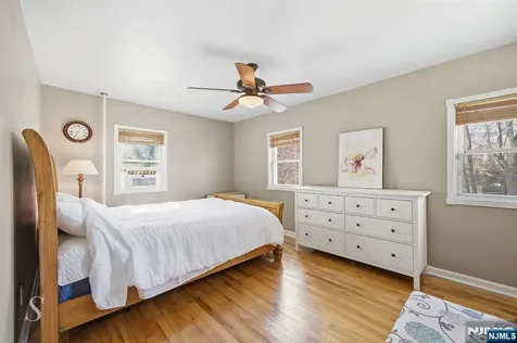 830 Soldier Hill Road Emerson NJ 07630