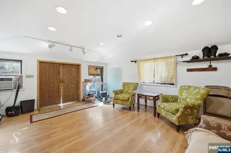 830 Soldier Hill Road Emerson NJ 07630