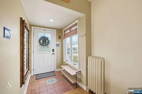 830 Soldier Hill Road Emerson NJ 07630