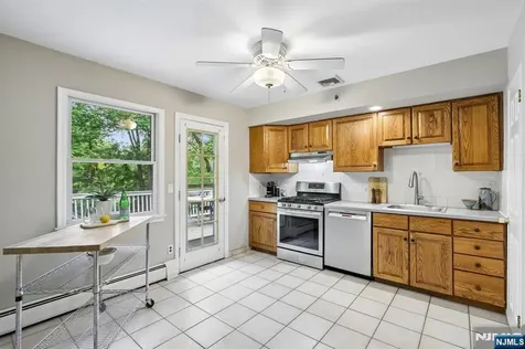 32 Addison Place Ramsey NJ 07446