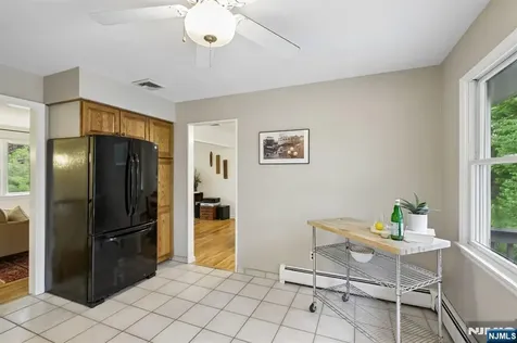 32 Addison Place Ramsey NJ 07446