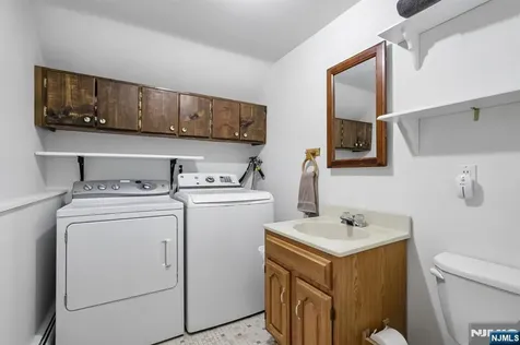 32 Addison Place Ramsey NJ 07446