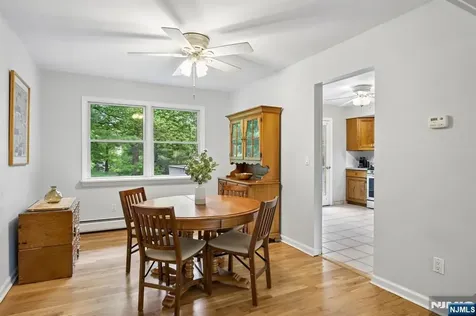 32 Addison Place Ramsey NJ 07446