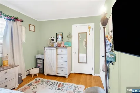 1 Sanders Court West Milford NJ 07480