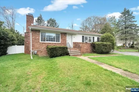 1 Sanders Court West Milford NJ 07480