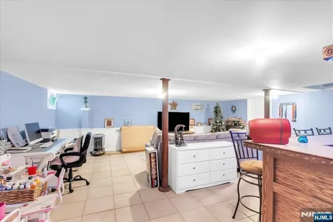 1 Sanders Court West Milford NJ 07480