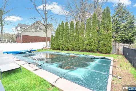 1 Sanders Court West Milford NJ 07480