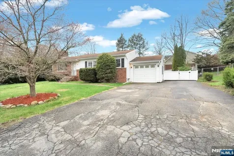 1 Sanders Court West Milford NJ 07480