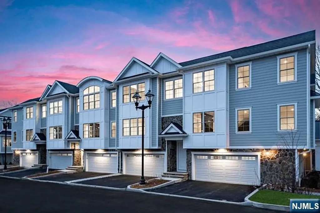 110 Mason Court Haworth NJ 07641