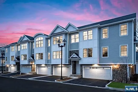110 Mason Court Haworth NJ 07641