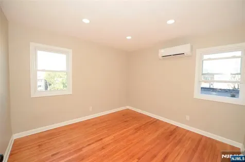 319 7th Street Fairview NJ 07022