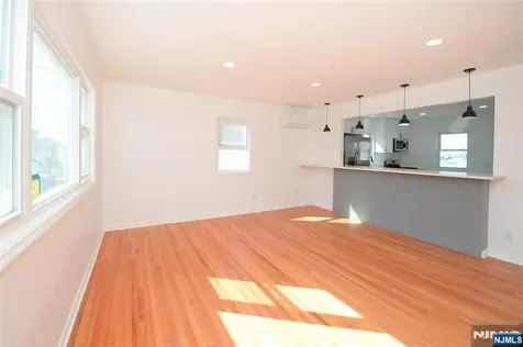 319 7th Street Fairview NJ 07022