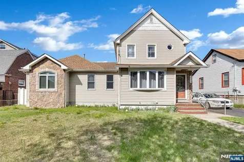 245 Kingsland Avenue Lyndhurst NJ 07071