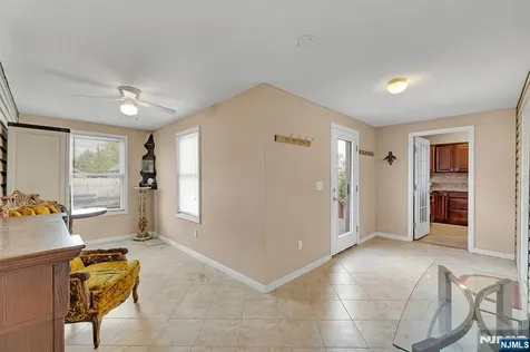 245 Kingsland Avenue Lyndhurst NJ 07071
