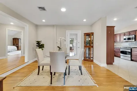 245 Kingsland Avenue Lyndhurst NJ 07071