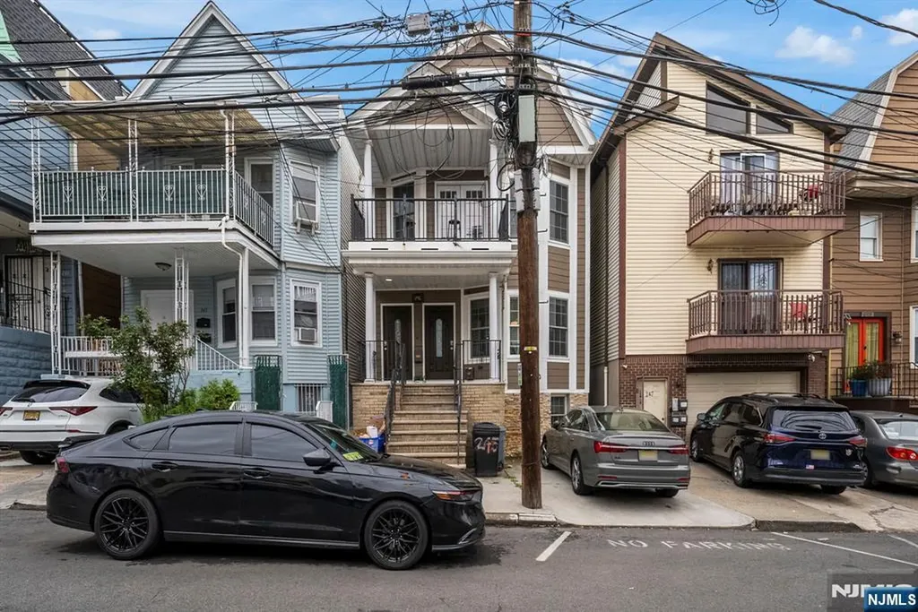 245 Jewett Avenue Jersey City NJ 07304